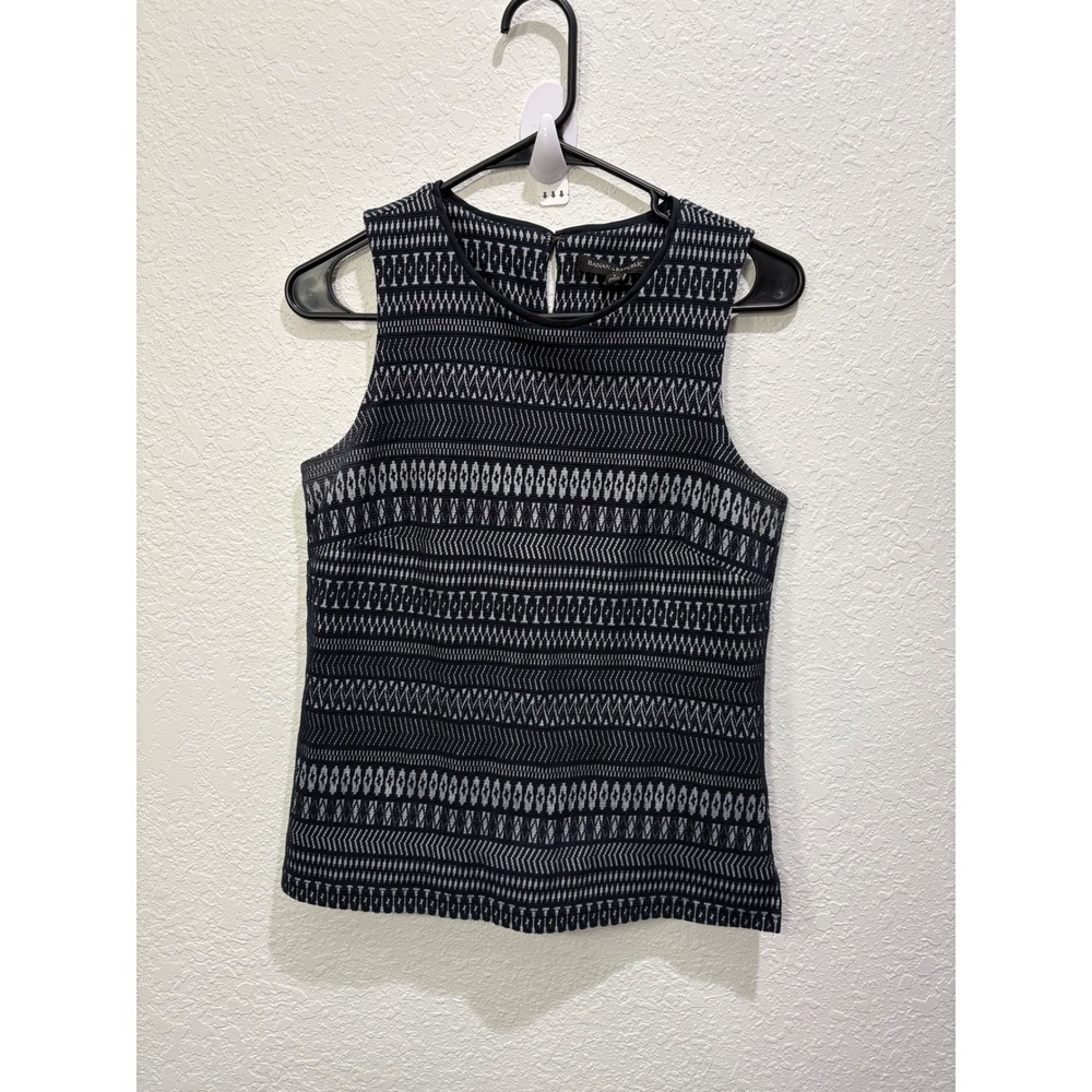 Banana Republic Womens Fitted Textured Knit‎ Navy and White Sleeveless Small Top